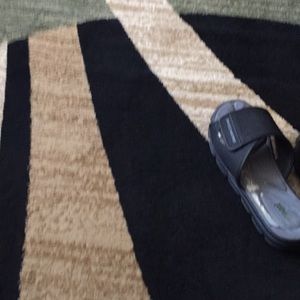 Meet your Posher, Clinton